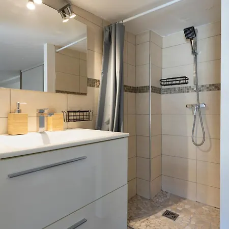 Destination Elegance Vieil * Антіб