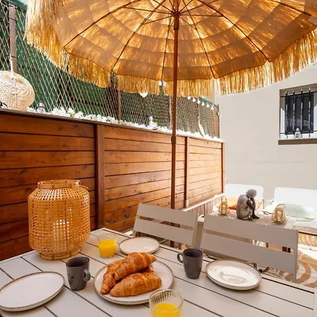 Апартаменти Destination Elegance Vieil Антіб